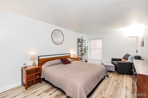 Tiny photo for 550 Coeur De Royale Drive #301, Creve Coeur, MO 63141 (MLS # 26015013)