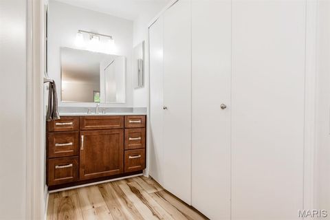 Tiny photo for 550 Coeur De Royale Drive #301, Creve Coeur, MO 63141 (MLS # 26015013)