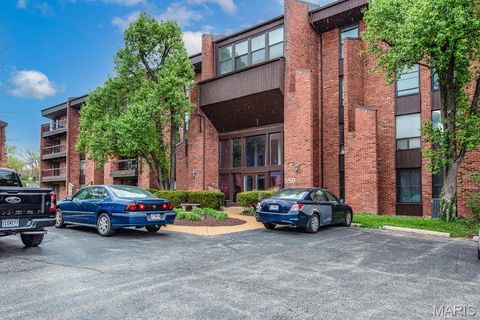 Tiny photo for 550 Coeur De Royale Drive #301, Creve Coeur, MO 63141 (MLS # 26015013)