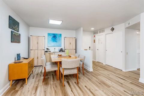 Tiny photo for 550 Coeur De Royale Drive #301, Creve Coeur, MO 63141 (MLS # 26015013)