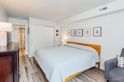 Tiny photo for 550 Coeur De Royale Drive #301, Creve Coeur, MO 63141 (MLS # 26015013)