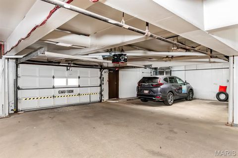 Tiny photo for 550 Coeur De Royale Drive #301, Creve Coeur, MO 63141 (MLS # 26015013)