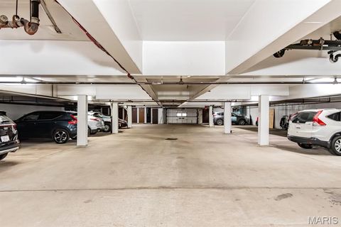 Tiny photo for 550 Coeur De Royale Drive #301, Creve Coeur, MO 63141 (MLS # 26015013)