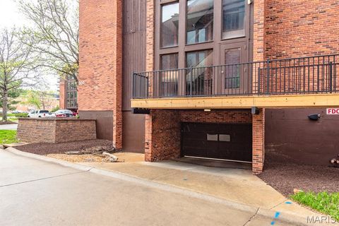 Tiny photo for 550 Coeur De Royale Drive #301, Creve Coeur, MO 63141 (MLS # 26015013)