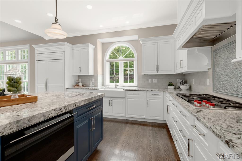 The Summit At Wildhorse - Residential