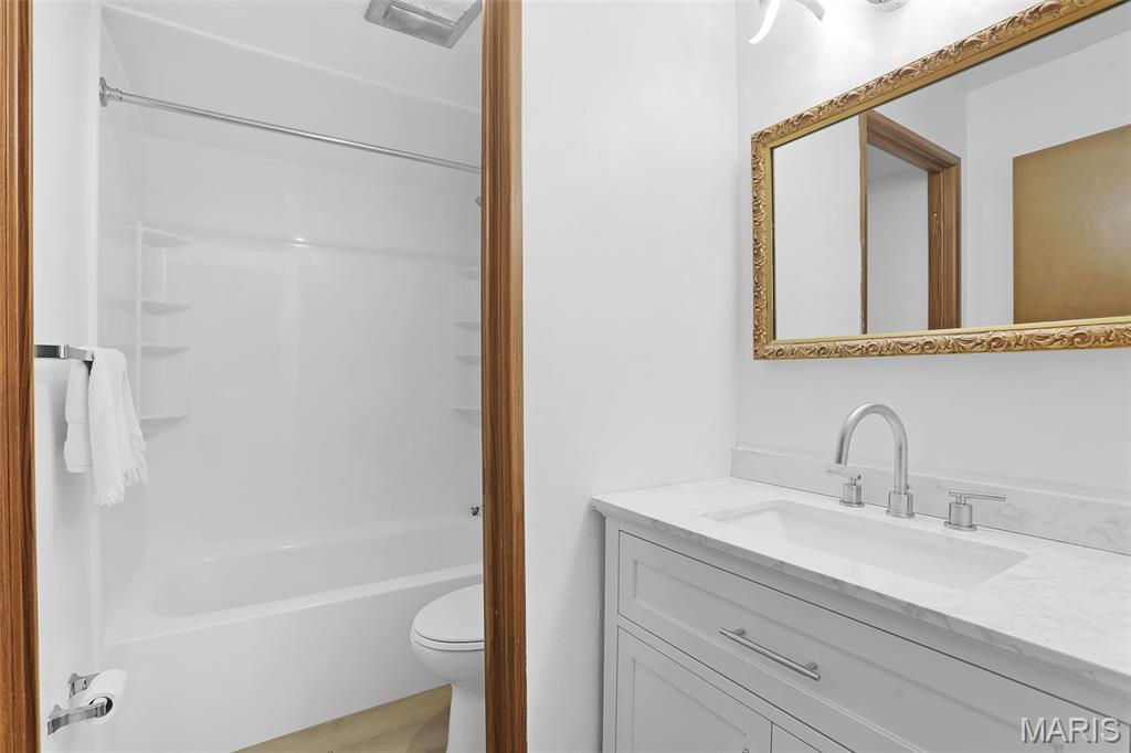 Clay Oaks Condo - Residential