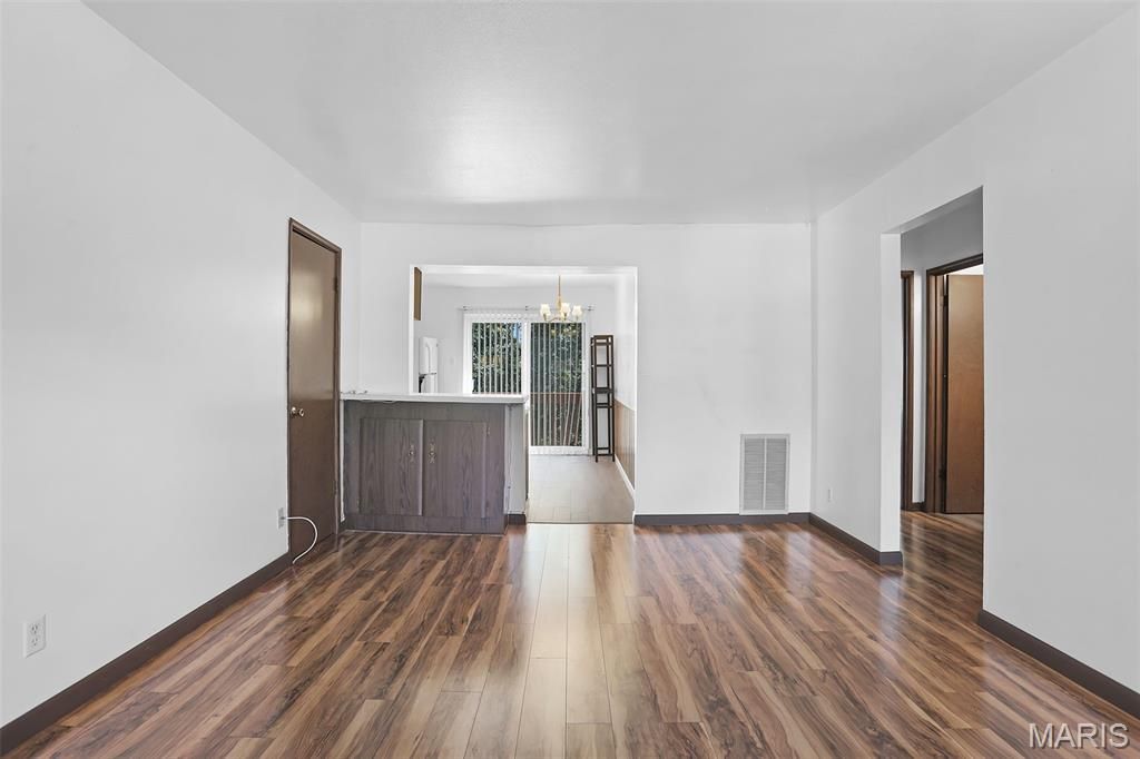 Photo of 459 S Clay Avenue #C, Kirkwood, MO 63122 (MLS # 26030166)