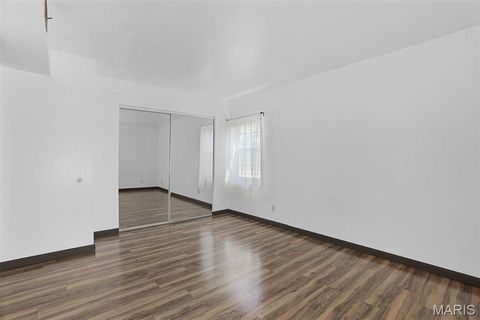 Tiny photo for 459 S Clay Avenue #C, Kirkwood, MO 63122 (MLS # 26030166)