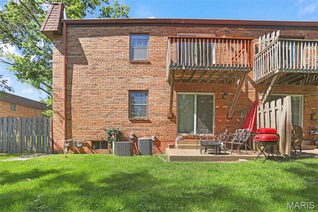 Clay Oaks Condo - Residential