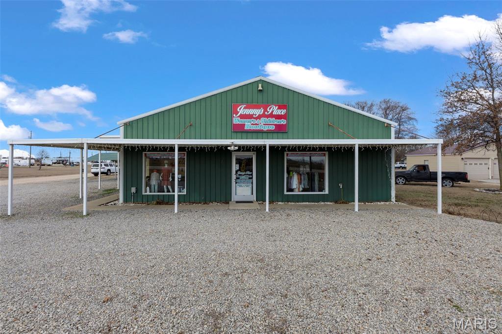 n/a - Commercial Sale