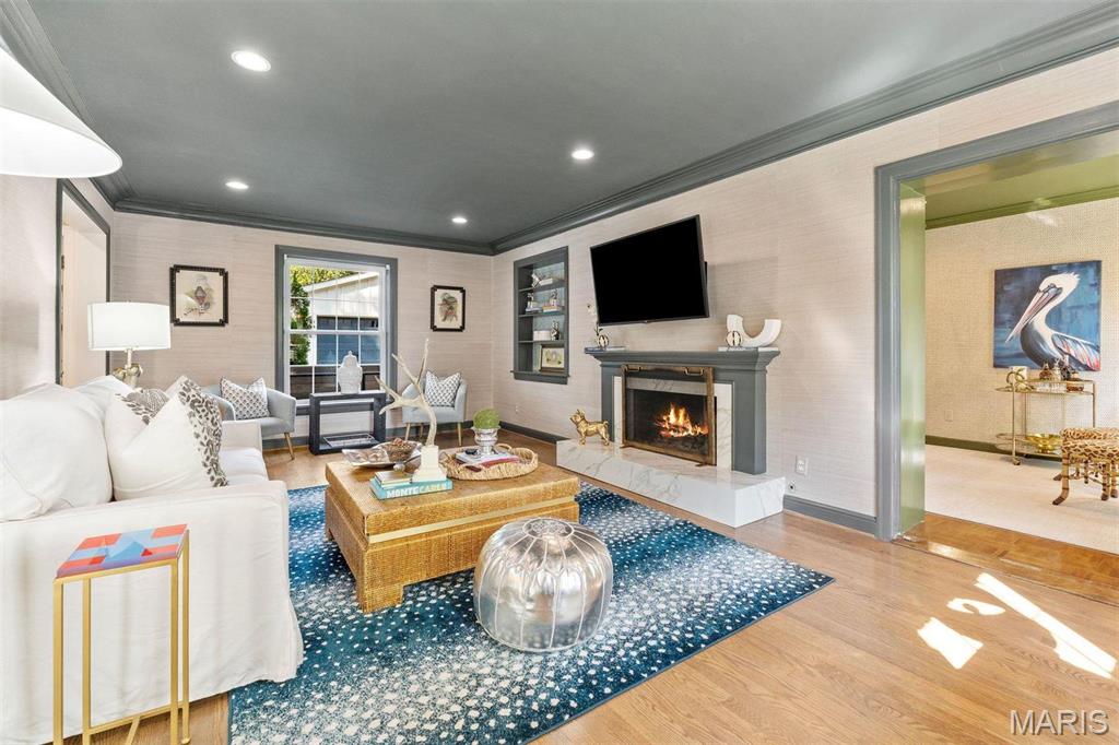 Davis Place - Residential