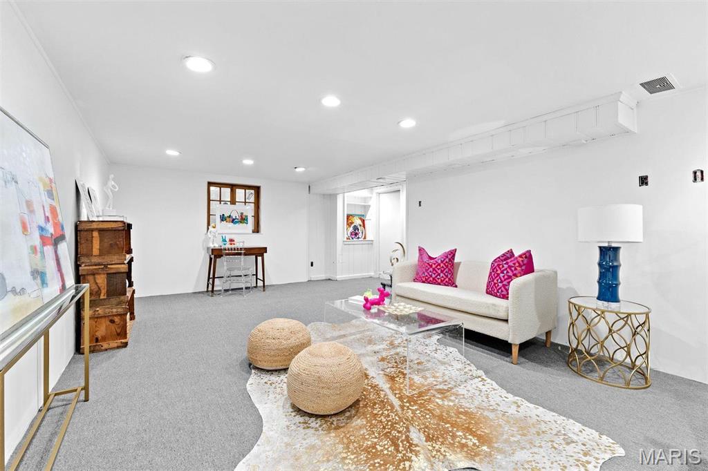 Davis Place - Residential