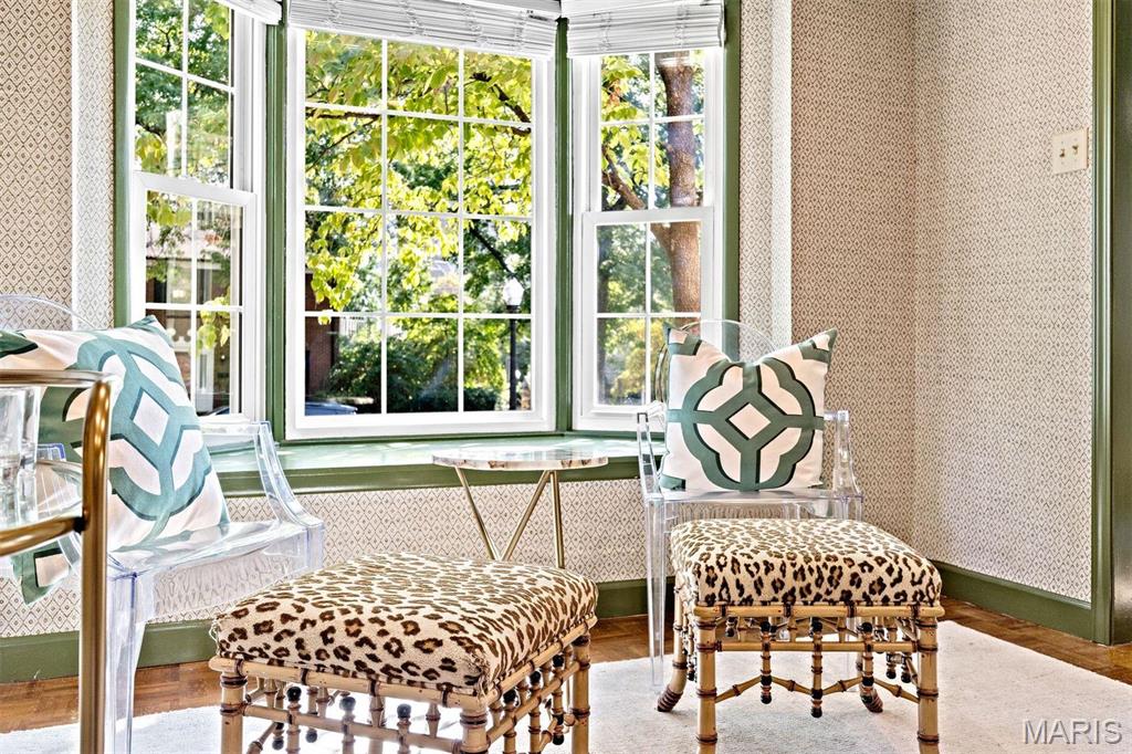 Davis Place - Residential