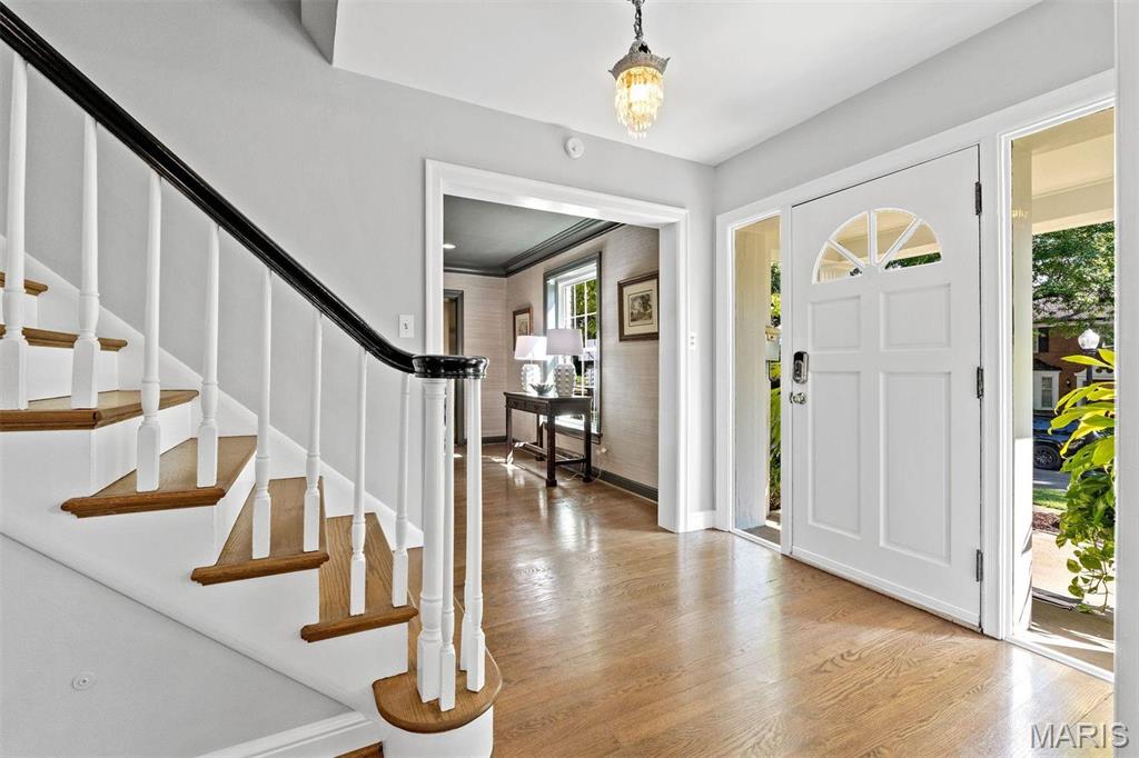 Davis Place - Residential