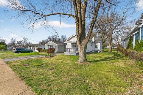 Tiny photo for 2219 Wengler Avenue, St Louis, MO 63114 (MLS # 26018999)