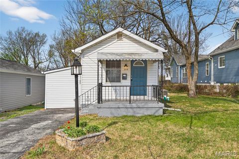 Photo of 2219 Wengler Avenue, St Louis, MO 63114 (MLS # 26018999)