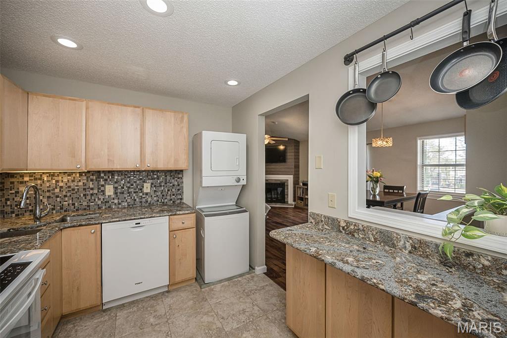 Brentwood Forest Condo Ph Six - Residential