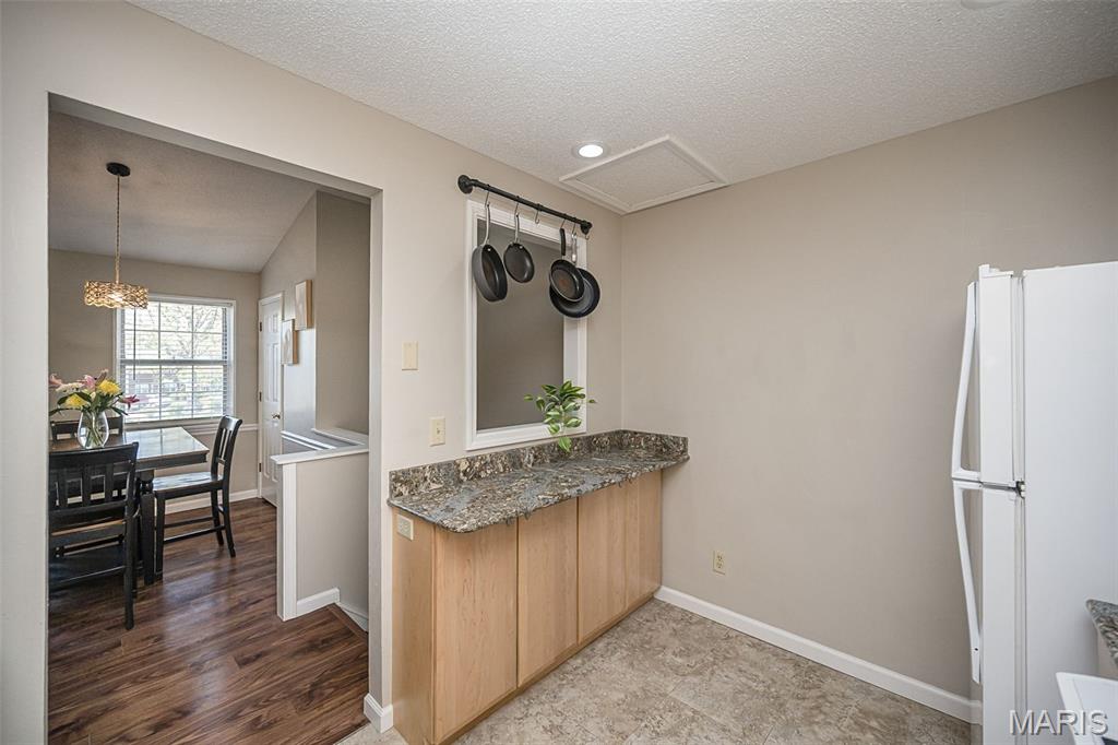 Brentwood Forest Condo Ph Six - Residential