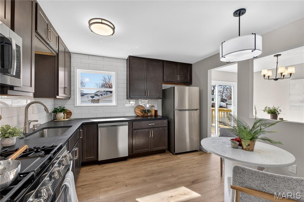 Applewood #4 - Residential