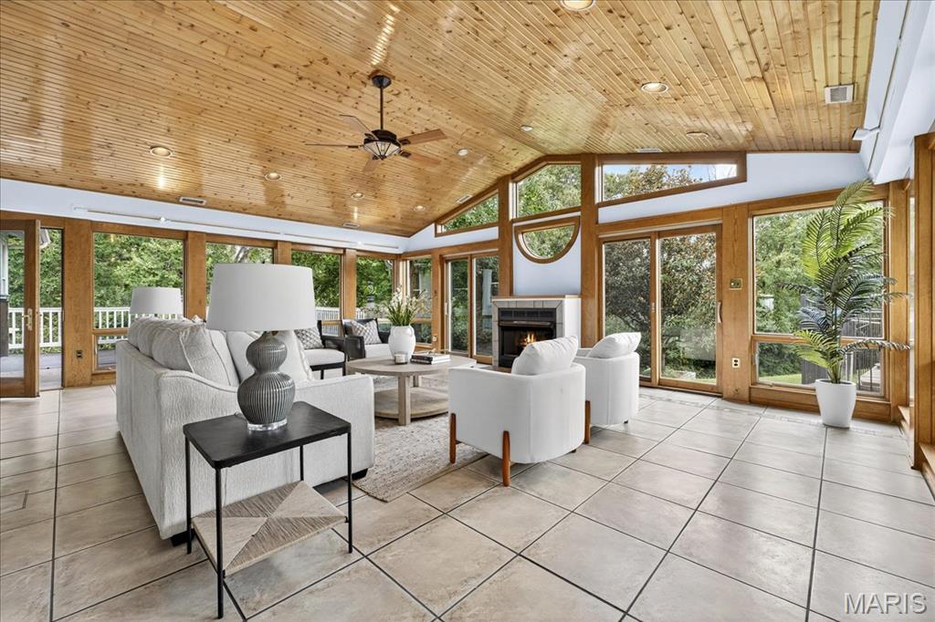 Mason Valley Woods 4 - Residential