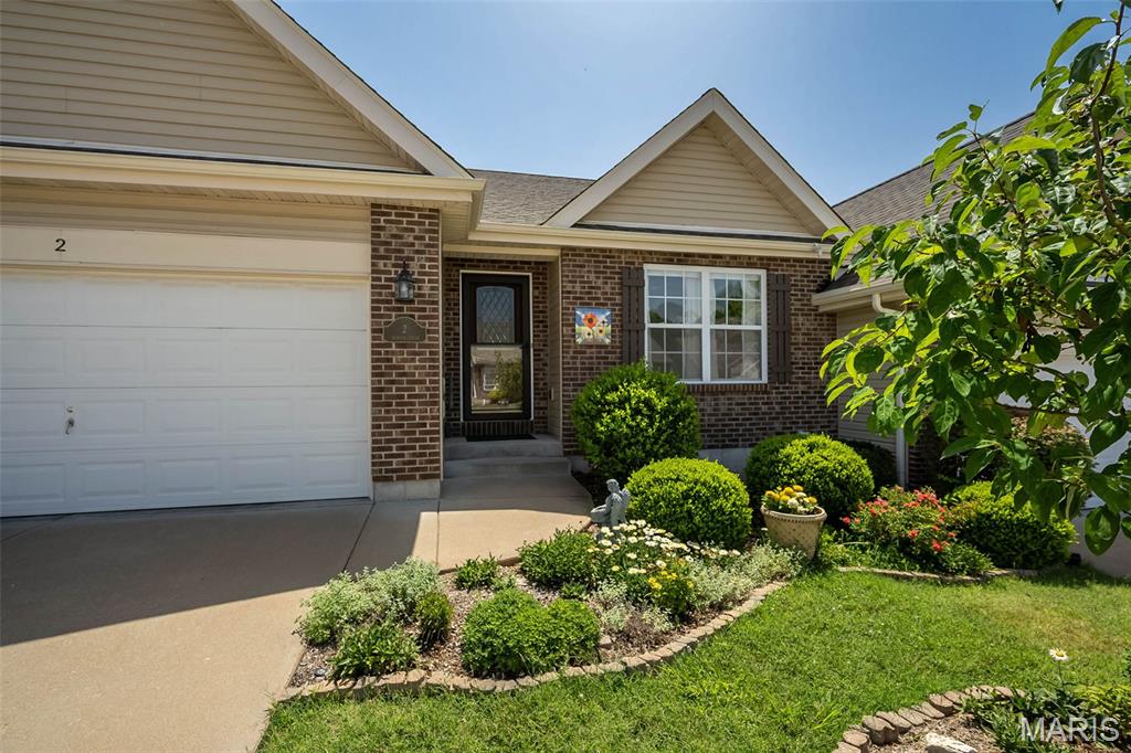 2 Jackson Circle