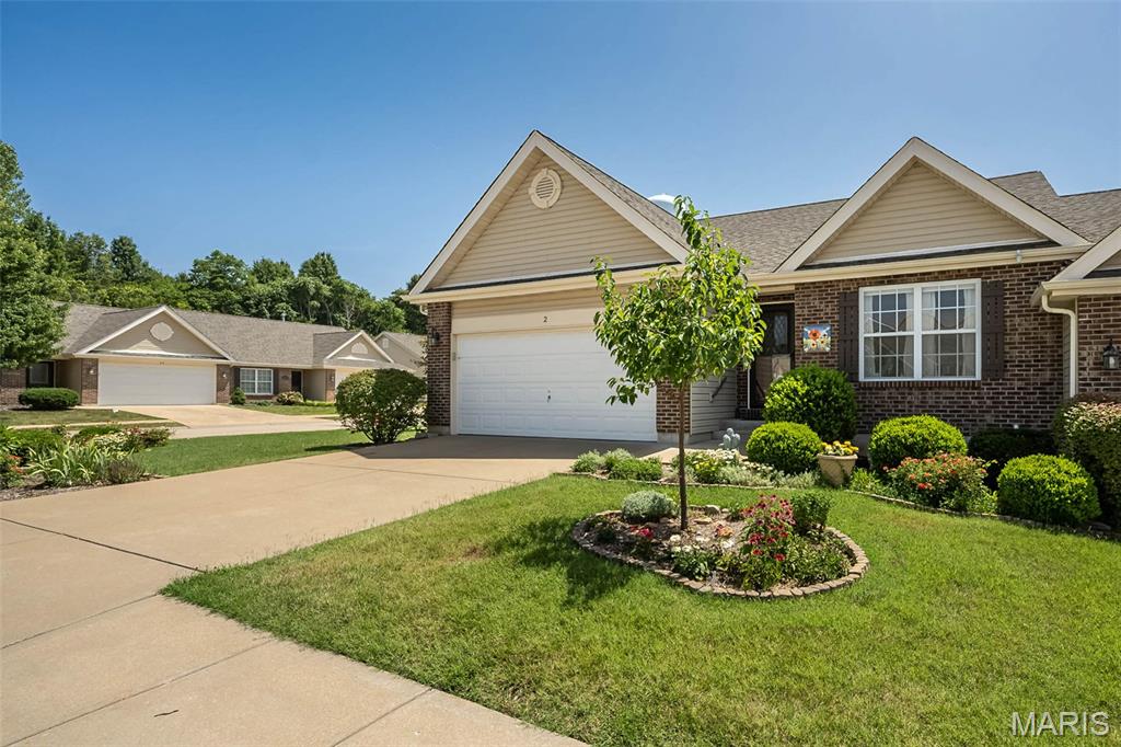 2 Jackson Circle