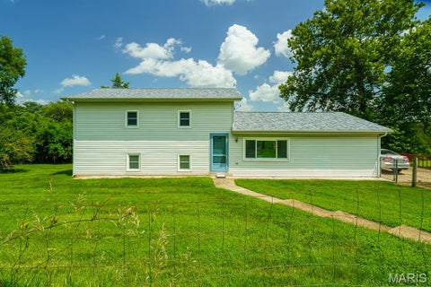 Photo of 10160 County Road 8150, Rolla, MO 65401 (MLS # 26045456)