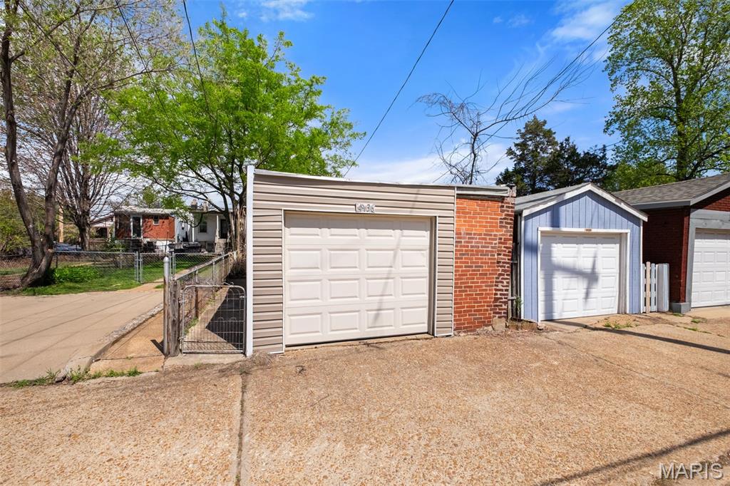 Fiarmonts Add - Residential