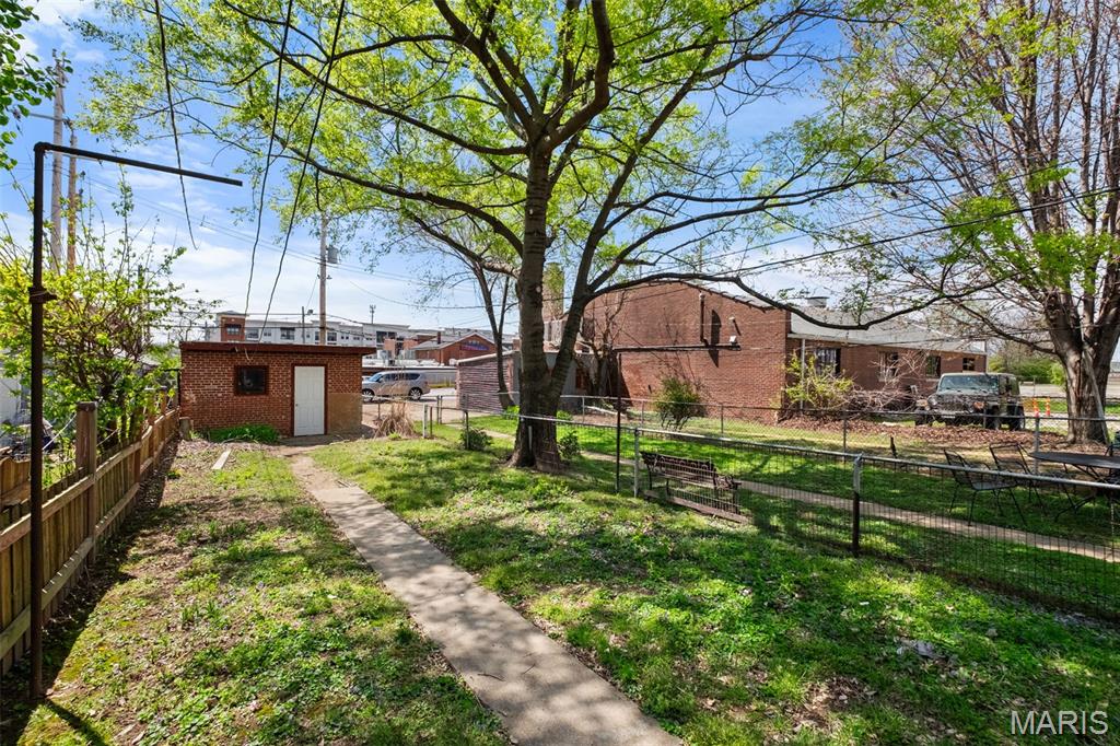 Fiarmonts Add - Residential