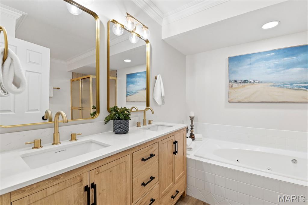 Baywood Villages Condo Ph Six - Residential