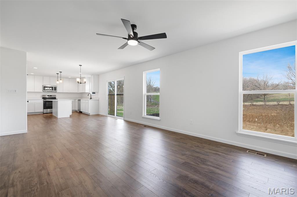 Riverstone 114 - Residential