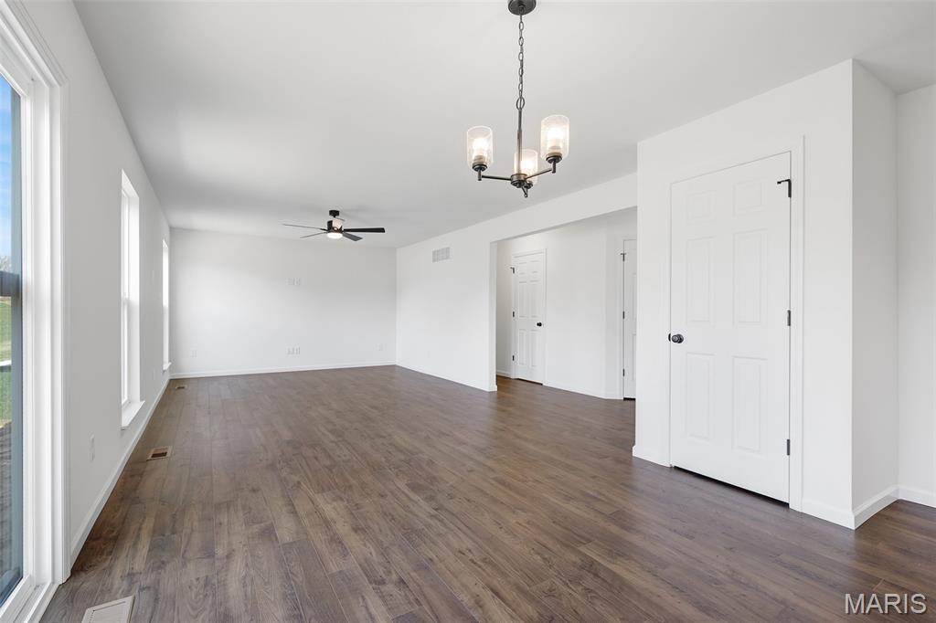 Riverstone 114 - Residential