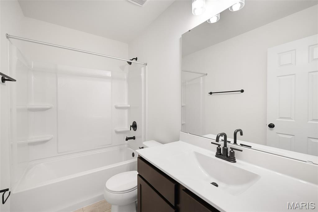 Riverstone 114 - Residential