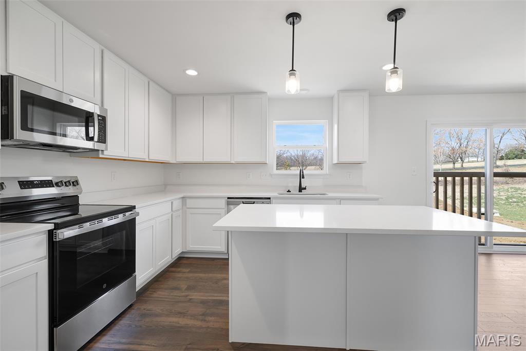 Riverstone 114 - Residential