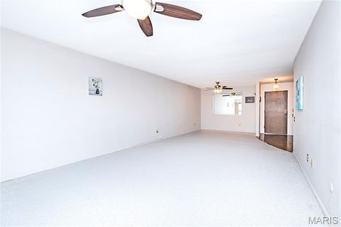 Tiny photo for 539 Coeur De Royale Drive #307, Creve Coeur, MO 63141 (MLS # 26000338)