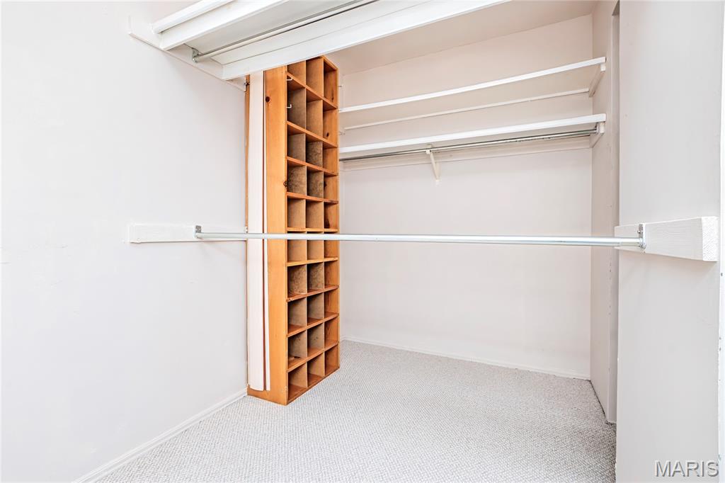 Coeur De Royale Ph 1 Condo Bldg - Residential