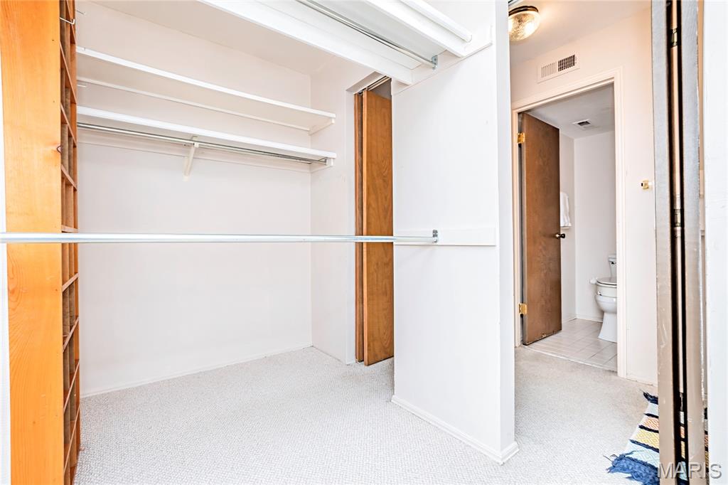 Coeur De Royale Ph 1 Condo Bldg - Residential