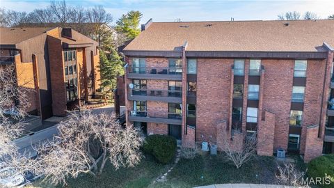 Tiny photo for 539 Coeur De Royale Drive #307, Creve Coeur, MO 63141 (MLS # 26000338)