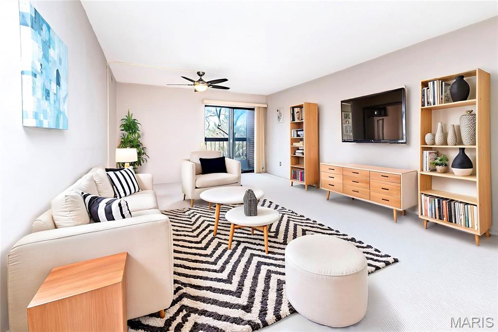 Coeur De Royale Ph 1 Condo Bldg - Residential