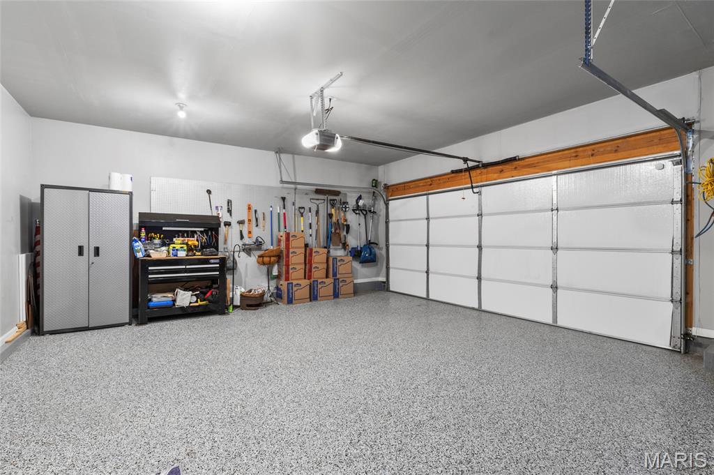 Ests / Moss Hollow - Residential