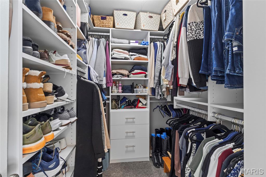 Ests / Moss Hollow - Residential