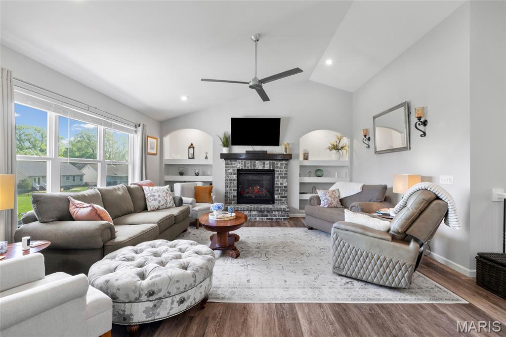 Ests / Moss Hollow - Residential