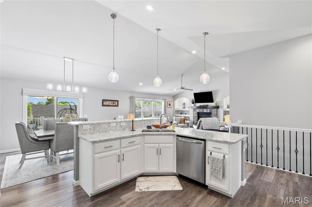 Ests / Moss Hollow - Residential