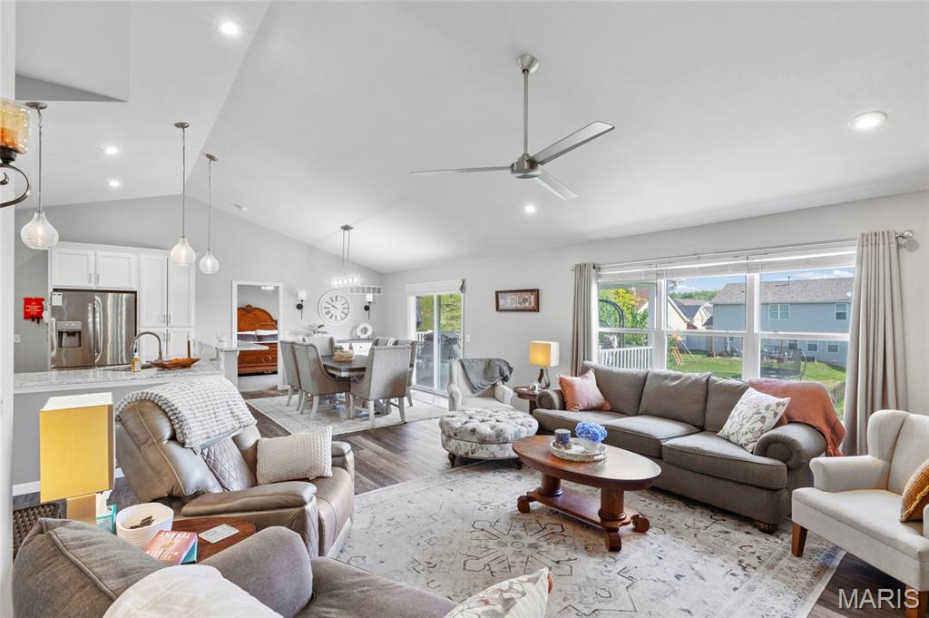 Ests / Moss Hollow - Residential