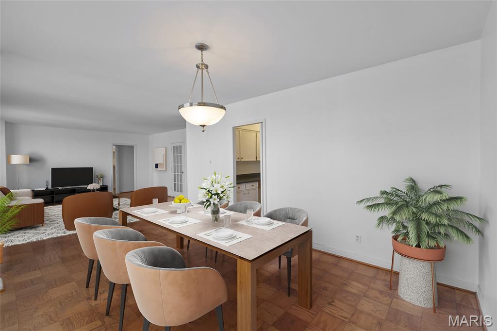 900 S Hanley Road 11B