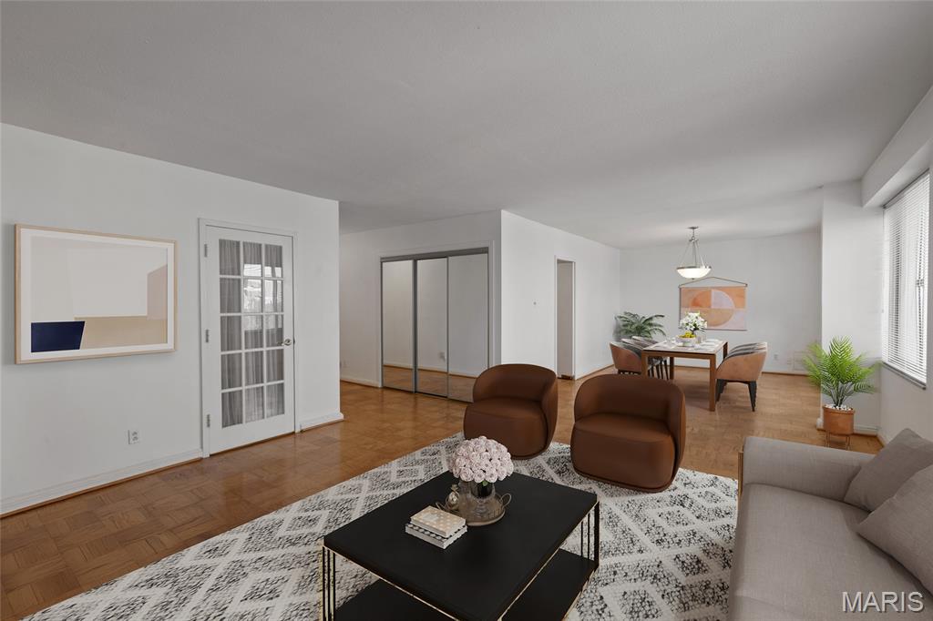 900 S Hanley Road 11B