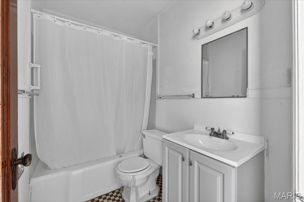 Belle Mead Place Resub Acre Lt 3 - Residential