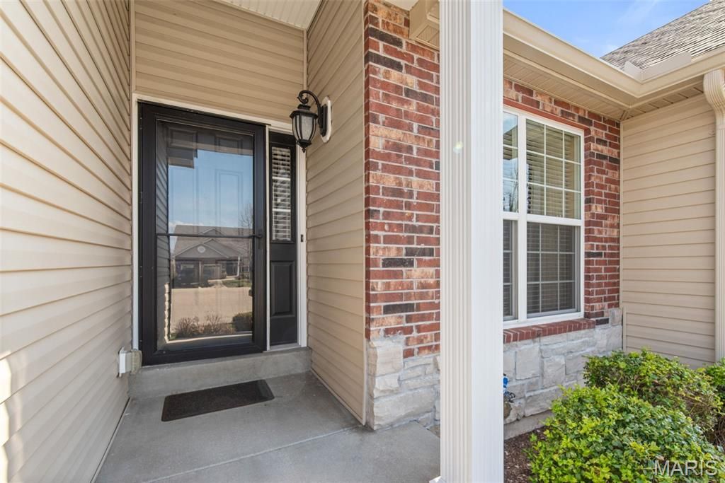 Photo of 3072 Arbor Station Court, Ballwin, MO 63021 (MLS # 26014157)