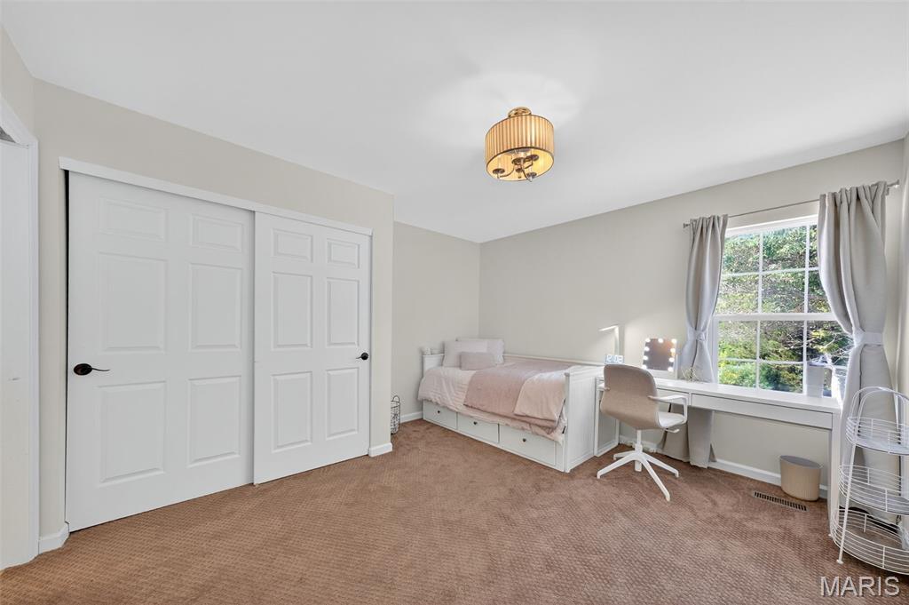 Twin Estates At Meadowbrook - Residential