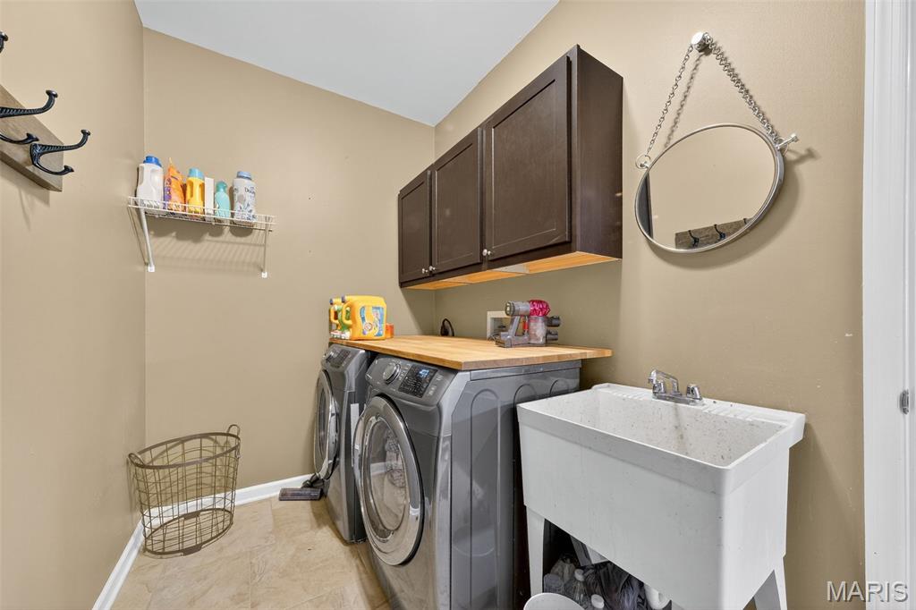 Twin Estates At Meadowbrook - Residential